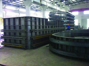 車間試裝橋模 華峰機械制造廠 福建隧道臺車,福建橋梁模板,福建隧道臺車翻新,福建電纜溝模板,福建鋼模板,隧道臺車改裝,福建電纜溝模板,福建拱架連接板,福建高速隧道臺車